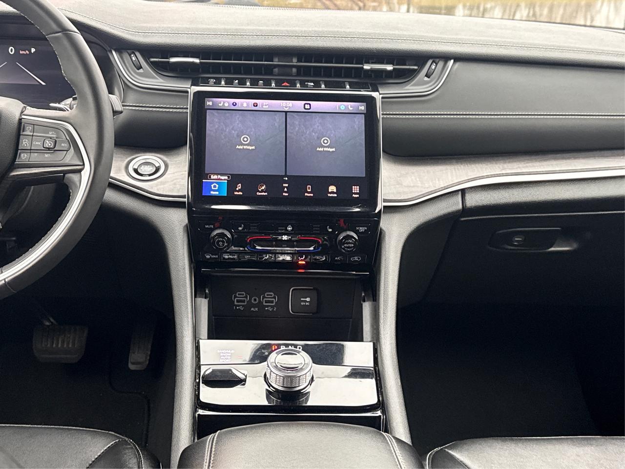 2023 Jeep Grand Cherokee Limited 4x4 WE FINANCE ALL CREDIT!  CLEAN! Photo