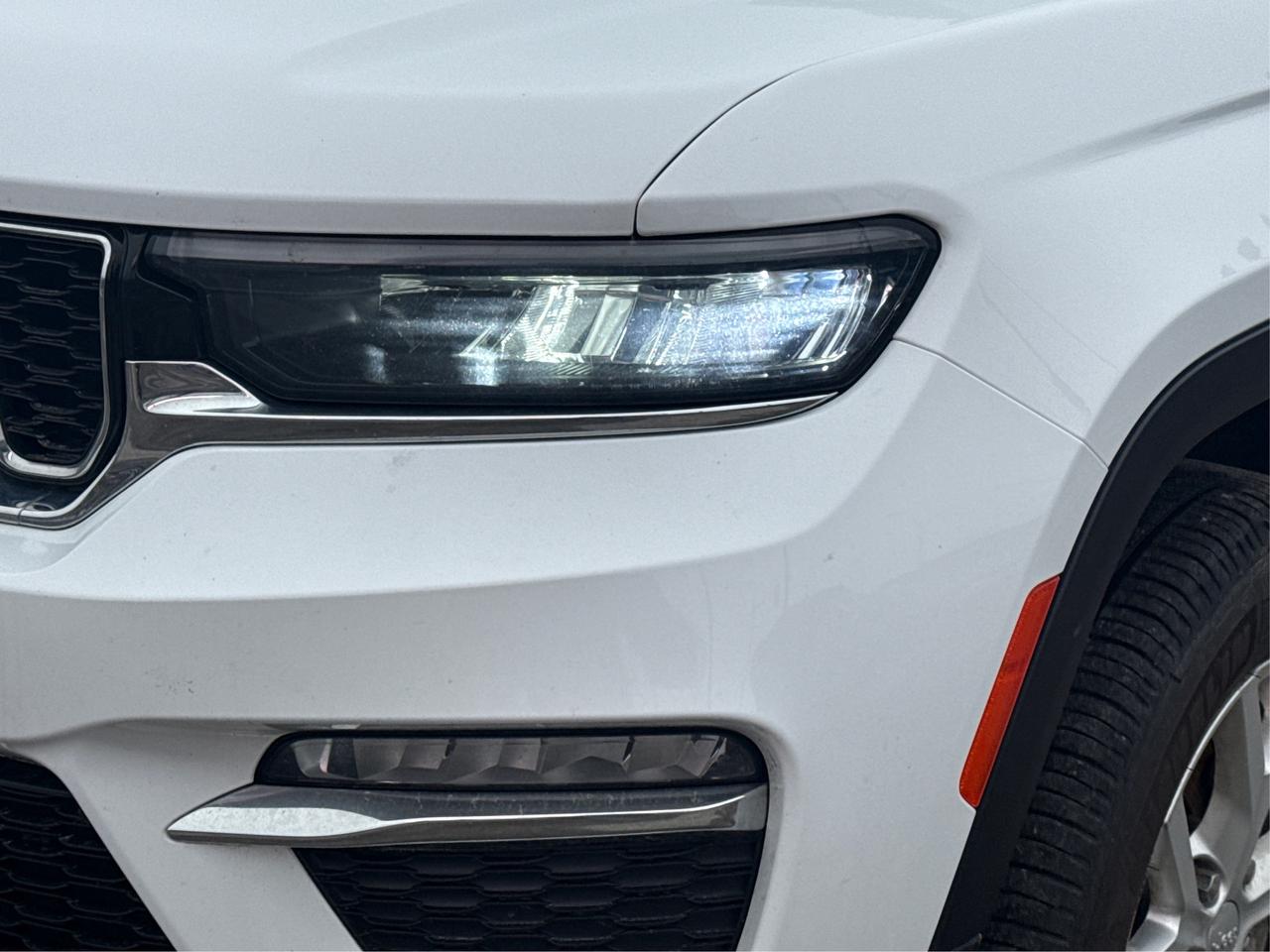 2023 Jeep Grand Cherokee Limited 4x4 WE FINANCE ALL CREDIT!  CLEAN! Photo