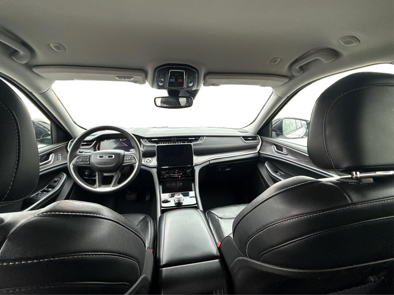 2023 Jeep Grand Cherokee Limited 4x4 WE FINANCE ALL CREDIT!  CLEAN! Photo