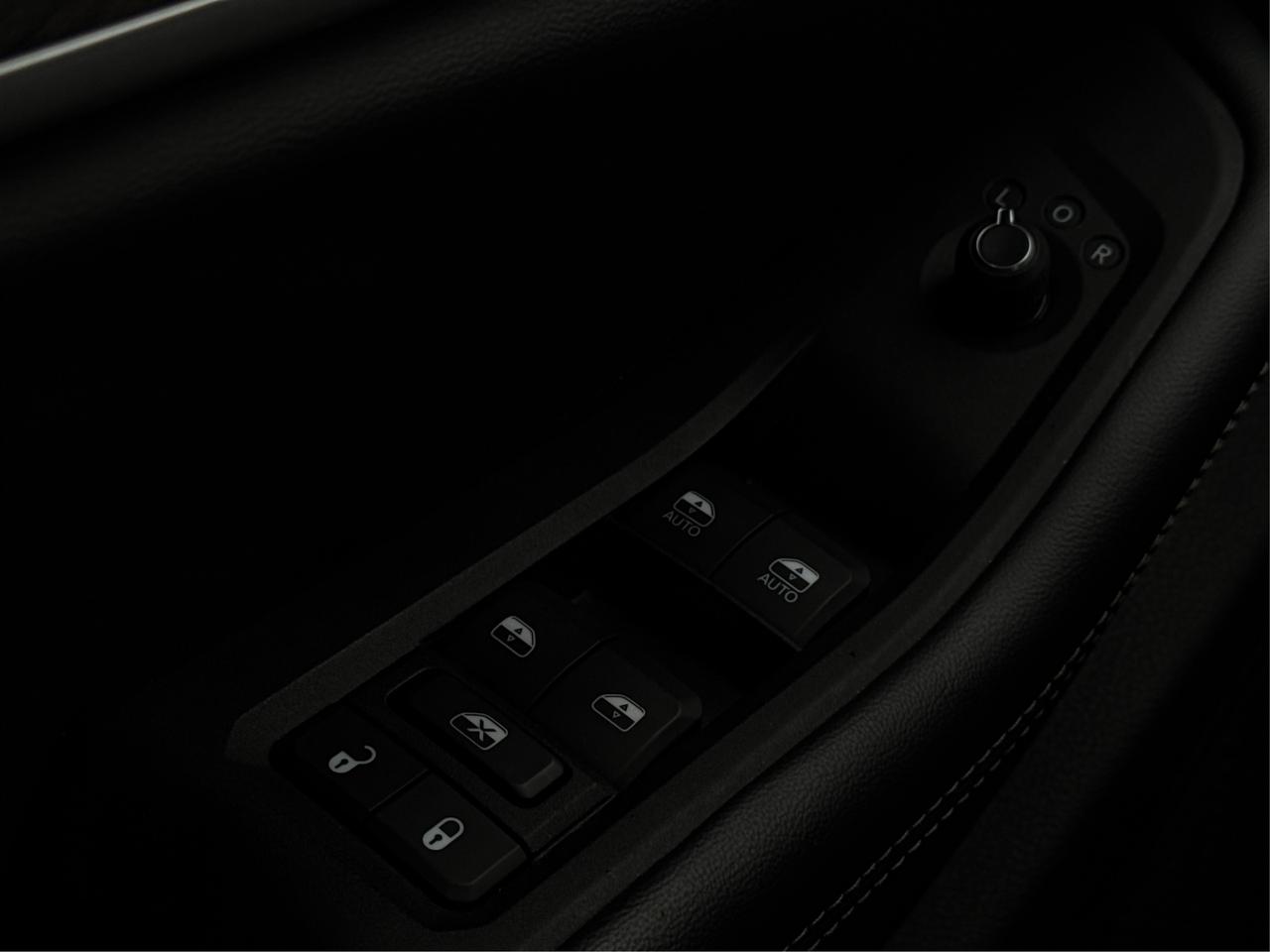 2023 Jeep Grand Cherokee Limited 4x4 WE FINANCE ALL CREDIT!  CLEAN! Photo