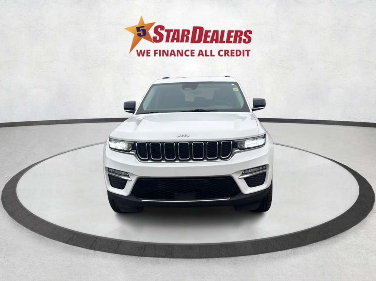 2023 Jeep Grand Cherokee Limited 4x4 WE FINANCE ALL CREDIT!  CLEAN! Photo1