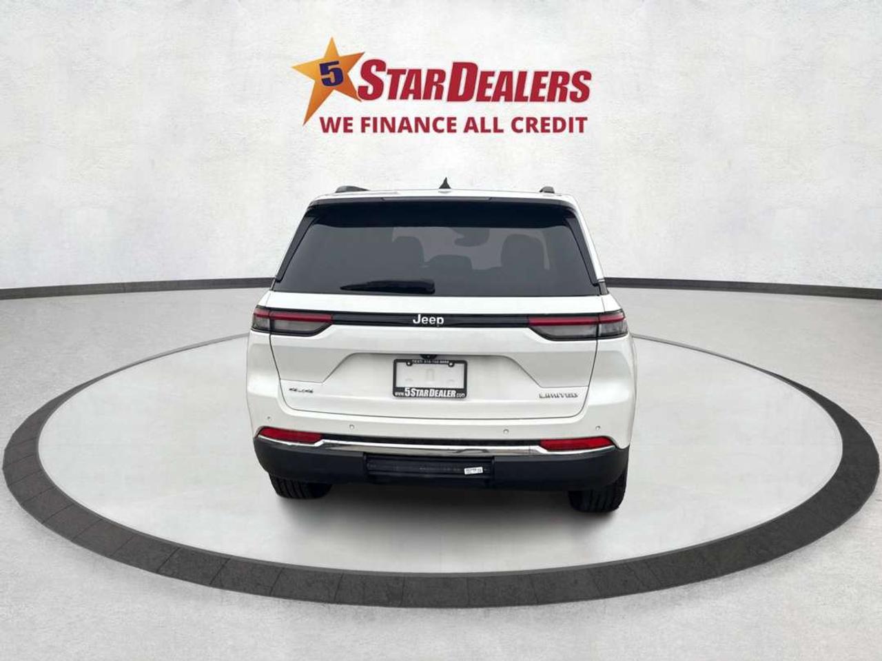 2023 Jeep Grand Cherokee Limited 4x4 WE FINANCE ALL CREDIT!  CLEAN! Photo