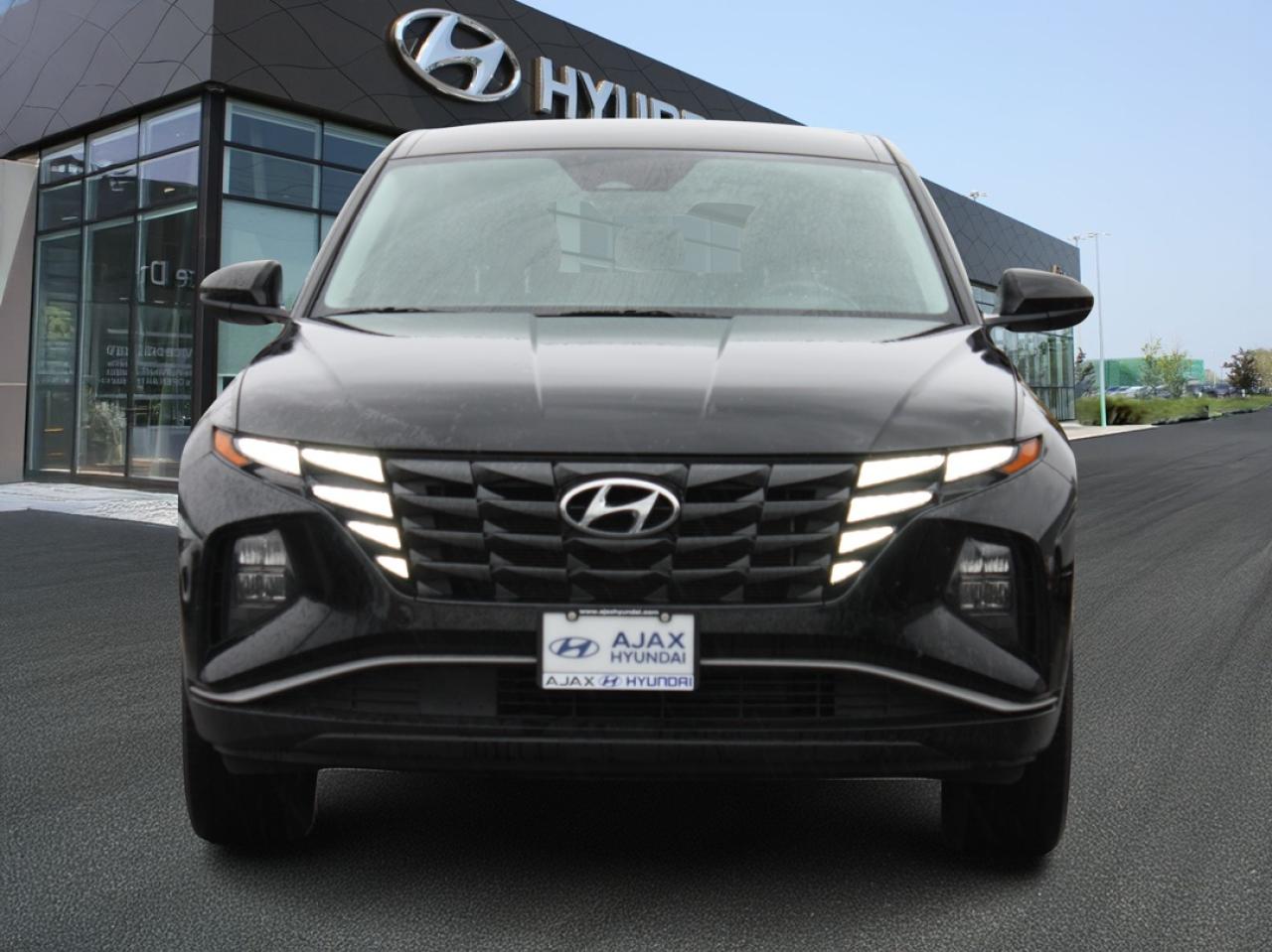 2023 Hyundai Tucson Essential AWD / Heated Seats / Bluetooth / Camera Photo