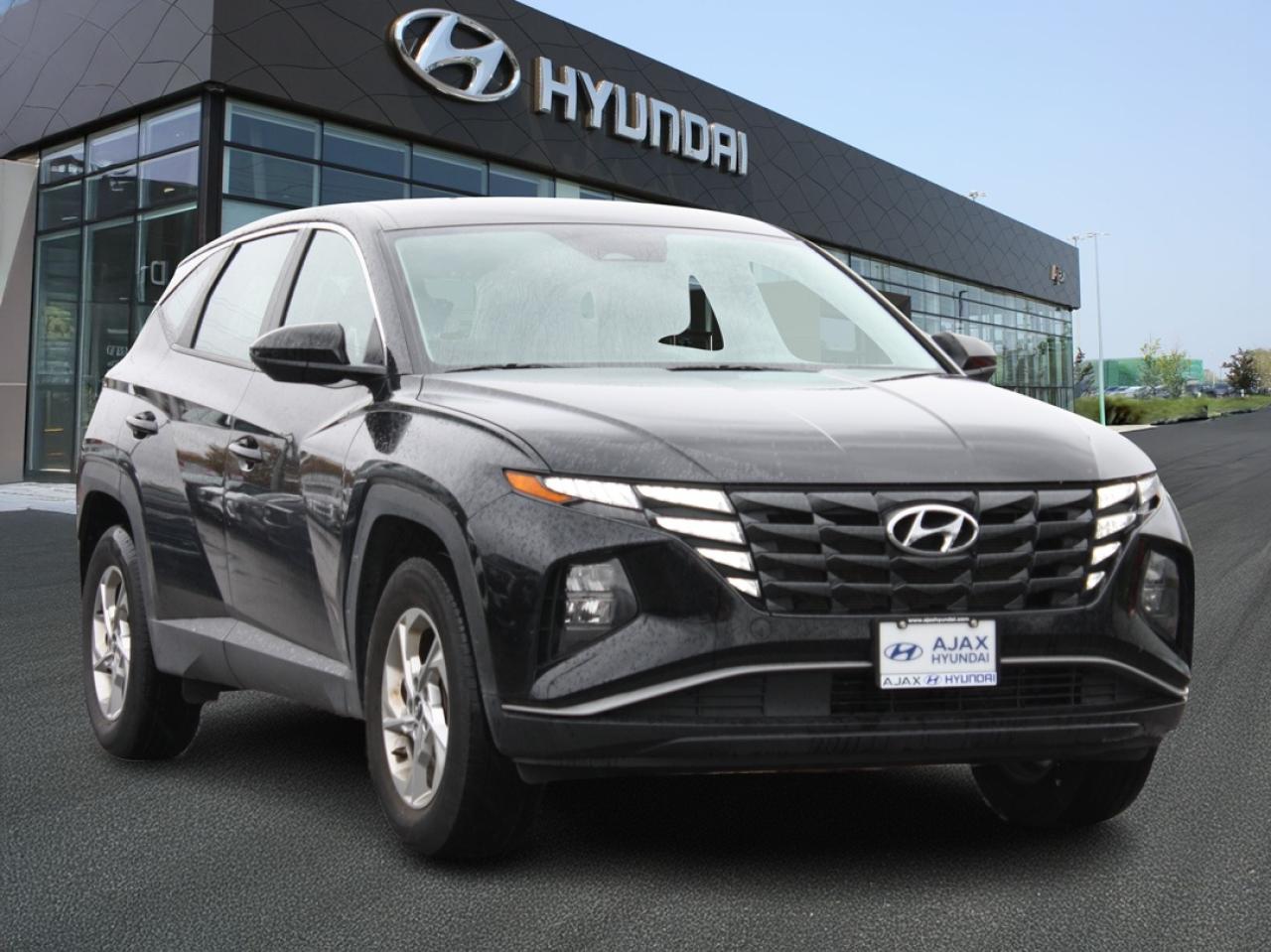 2023 Hyundai Tucson Essential AWD / Heated Seats / Bluetooth / Camera Photo