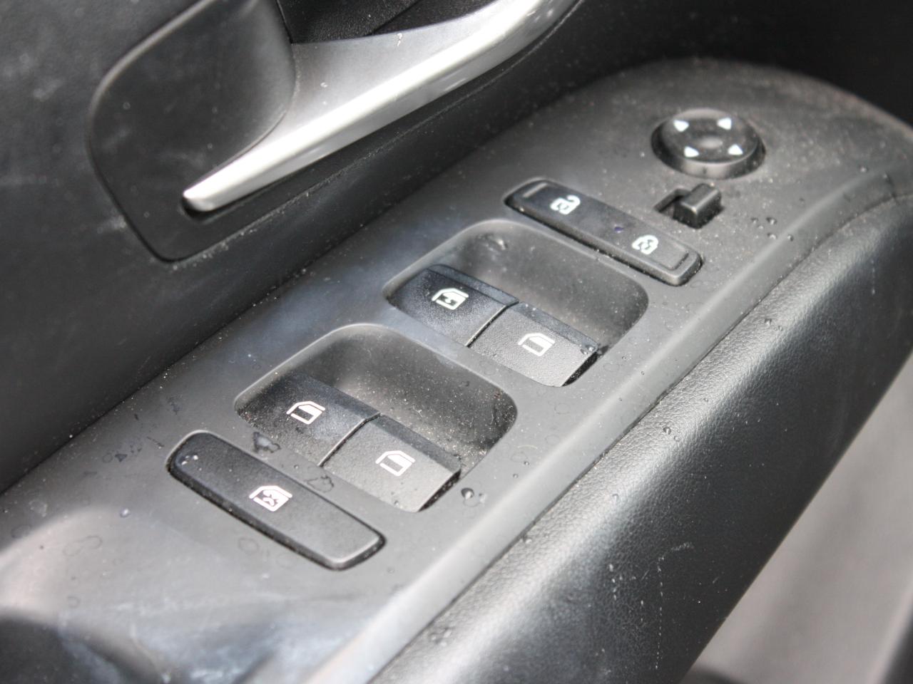 2023 Hyundai Tucson Essential AWD / Heated Seats / Bluetooth / Camera Photo