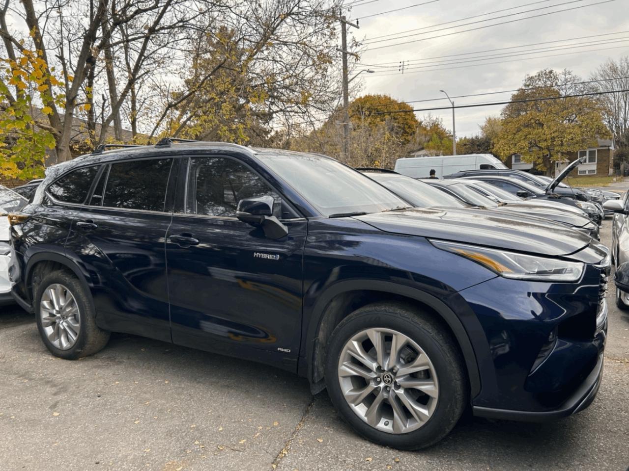 2021 Toyota Highlander HYBRID Limited AWD Photo