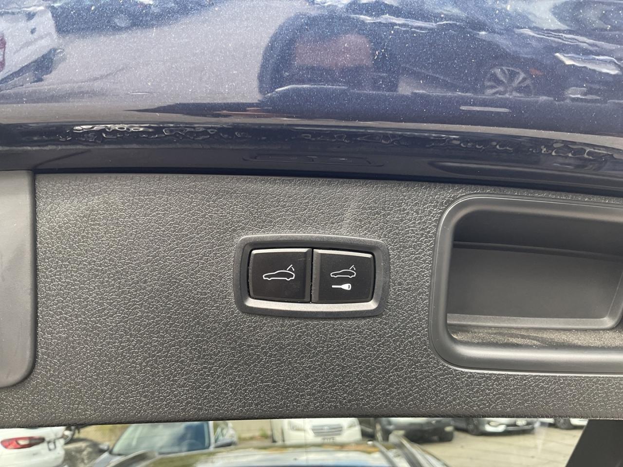 2020 Porsche Macan S - LTHR! NAV! 360 CAM! PANO ROOF! Photo