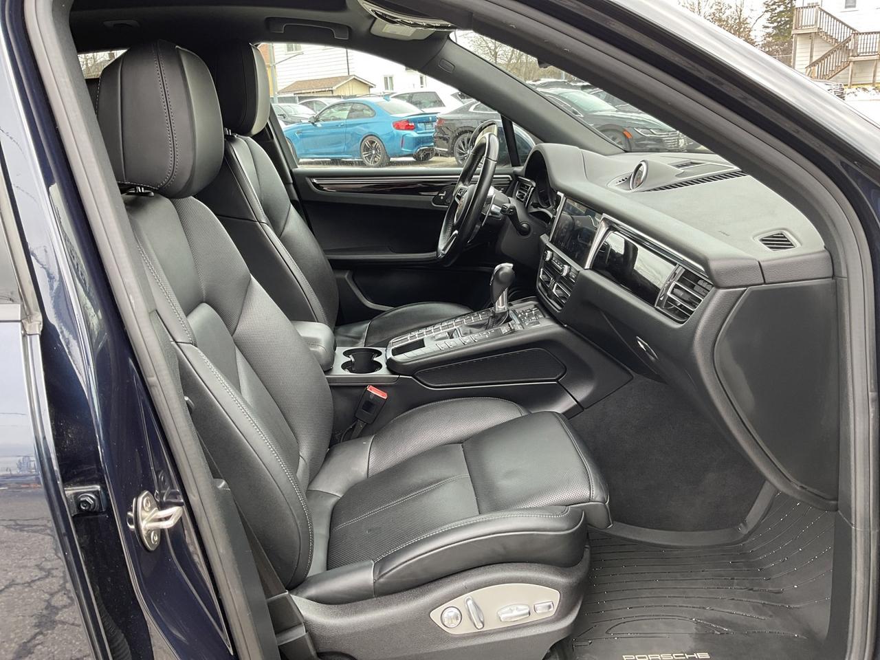 2020 Porsche Macan S - LTHR! NAV! 360 CAM! PANO ROOF! Photo