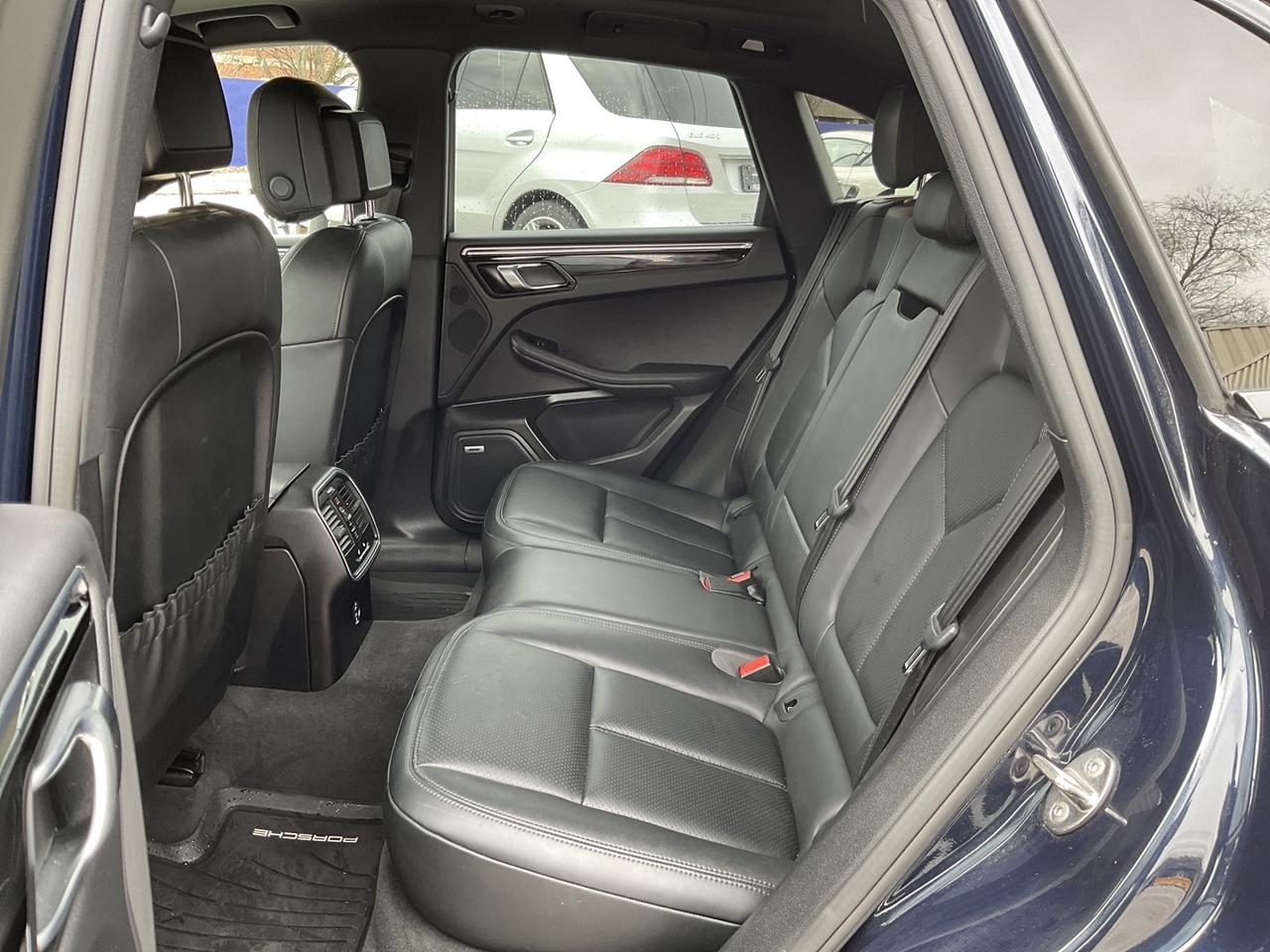 2020 Porsche Macan S - LTHR! NAV! 360 CAM! PANO ROOF! Photo