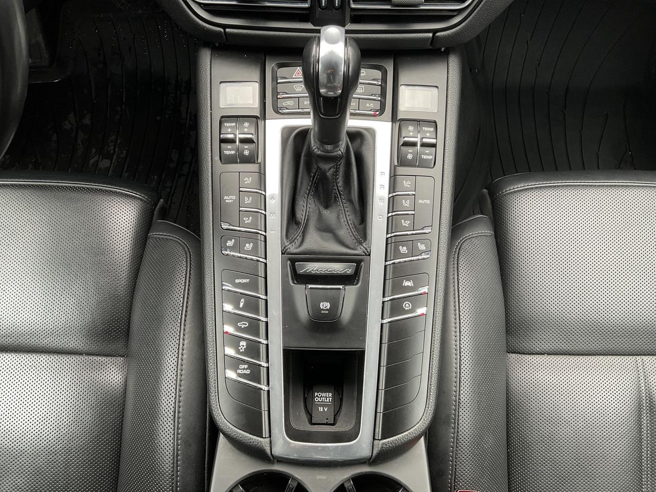 2020 Porsche Macan S - LTHR! NAV! 360 CAM! PANO ROOF! Photo