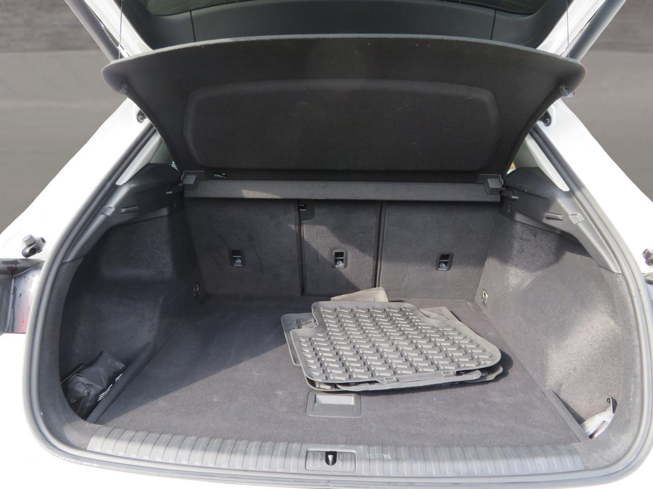 2022 Audi Q3 Komfort 45 TFSI quattro Photo