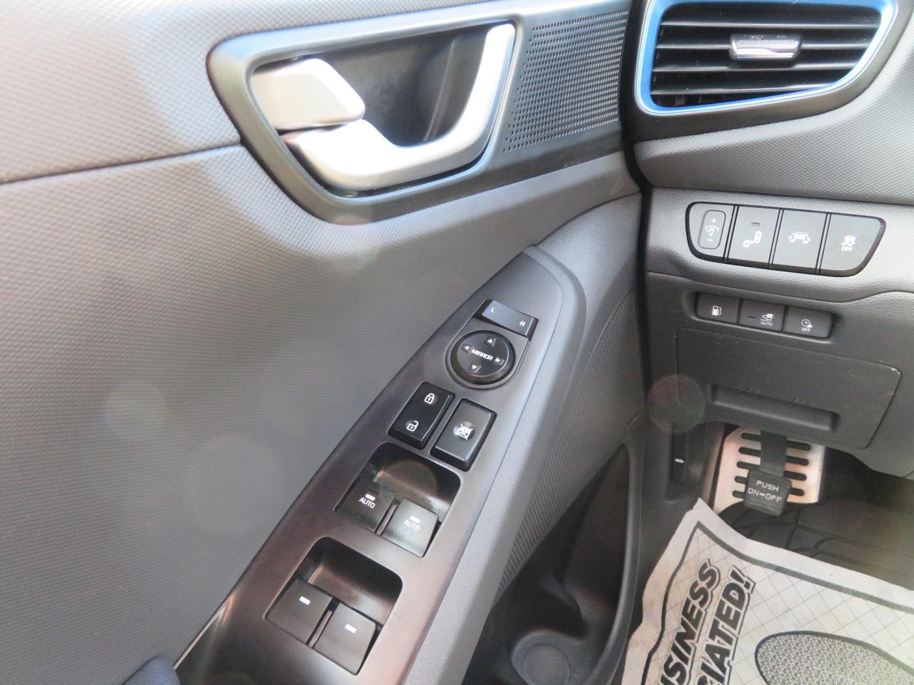 2019 Hyundai Ioniq Electric Plus Ultimate Hatchback Photo