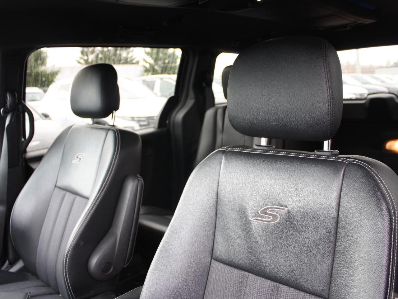 2016 Chrysler Town & Country 4dr Wgn S As-Is Special Photo