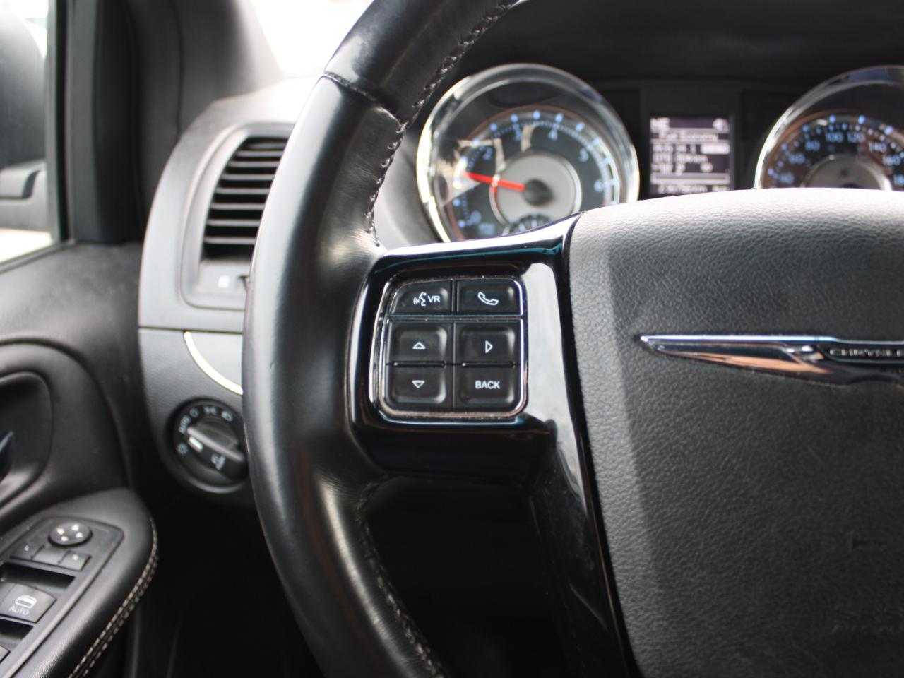 2016 Chrysler Town & Country 4dr Wgn S As-Is Special Photo