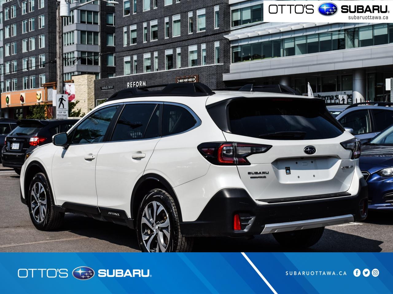 2020 Subaru Outback LIMITED Photo