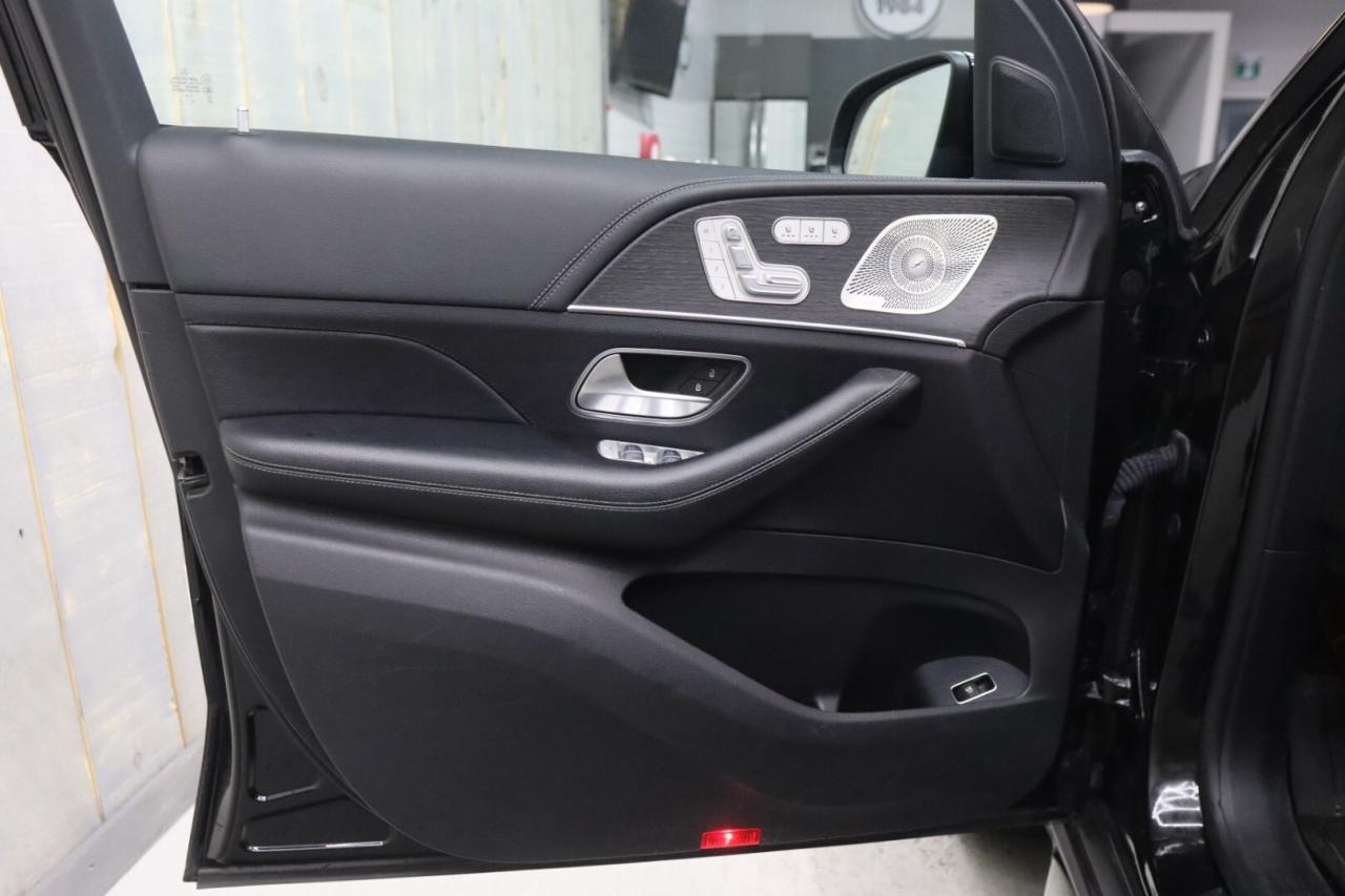 2021 Mercedes-Benz GLS-Class GLS 580  NEW BRAKES & 23 PIRELLI TIRES Photo