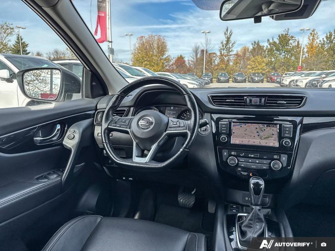 2022 Nissan Qashqai SL Photo