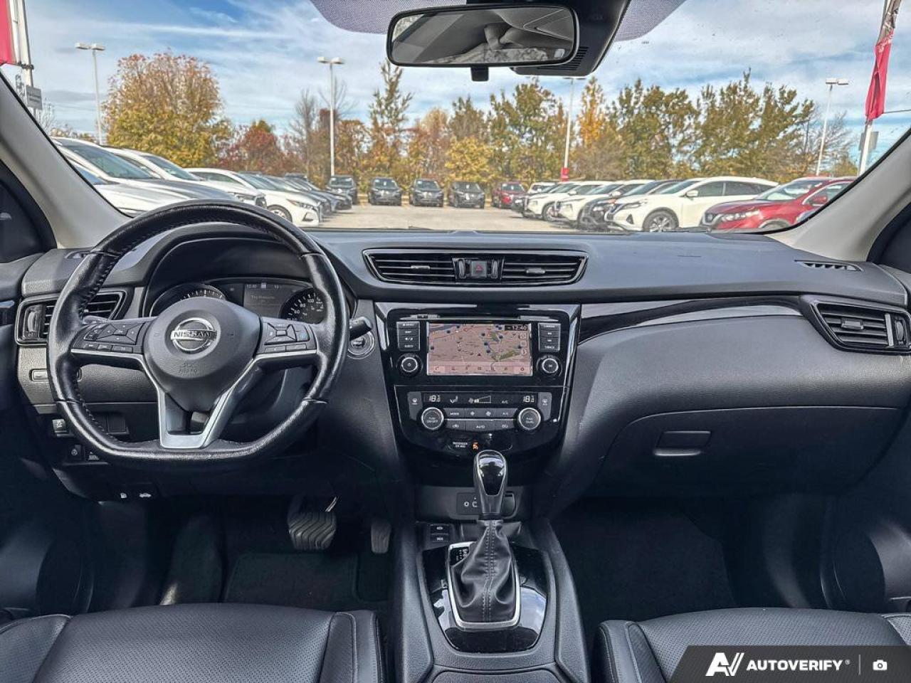 2022 Nissan Qashqai SL Photo