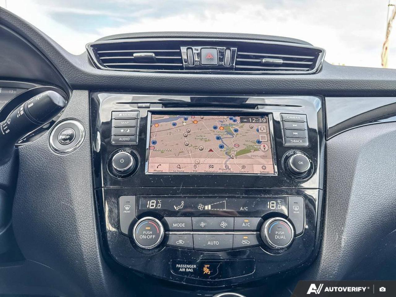 2022 Nissan Qashqai SL Photo