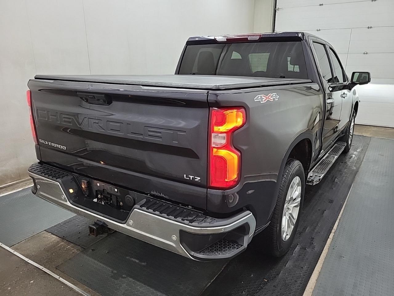 2022 Chevrolet Silverado 1500 4WD Crew Cab 147 LTZ Photo4