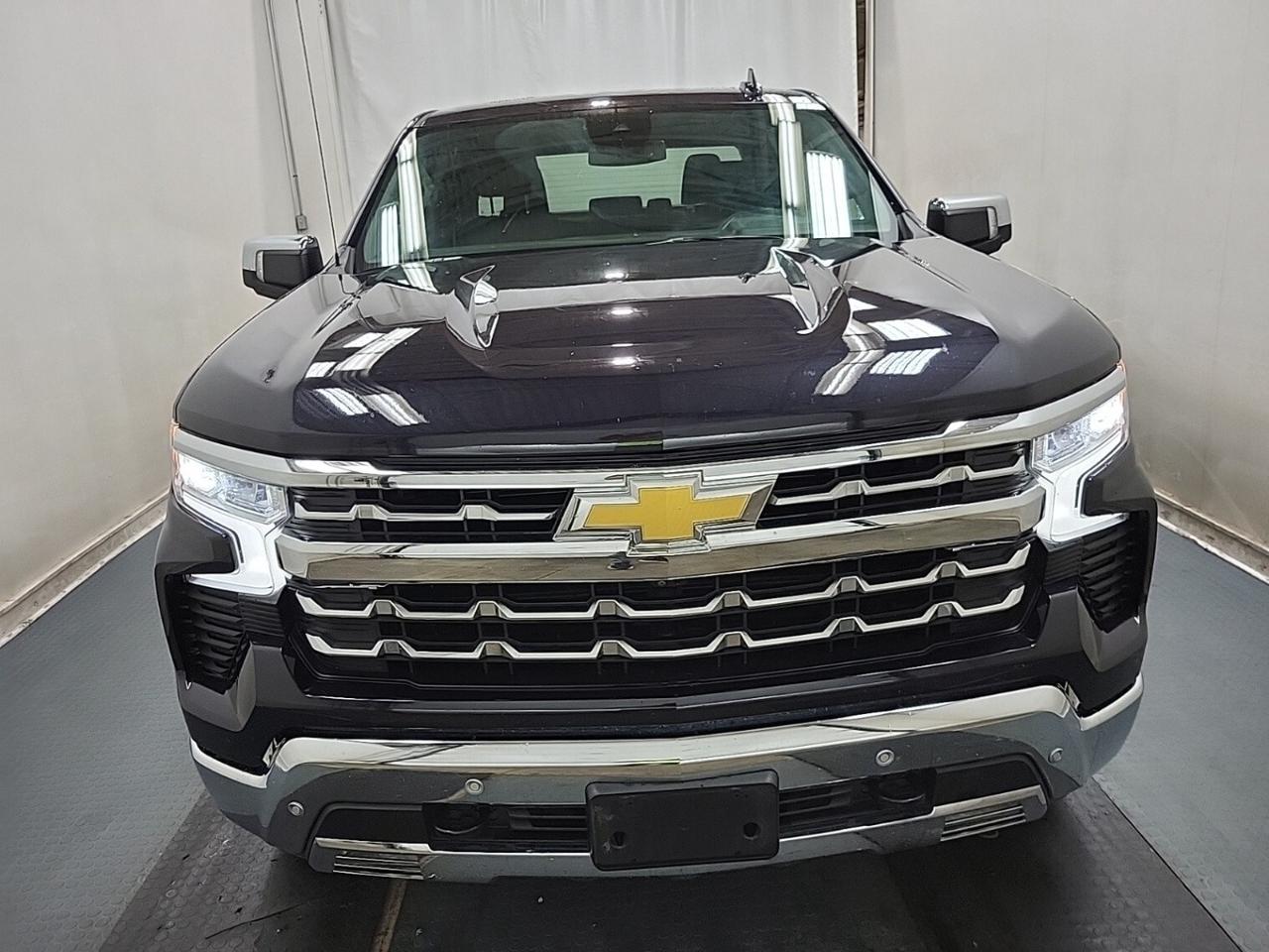 2022 Chevrolet Silverado 1500 4WD Crew Cab 147 LTZ Photo