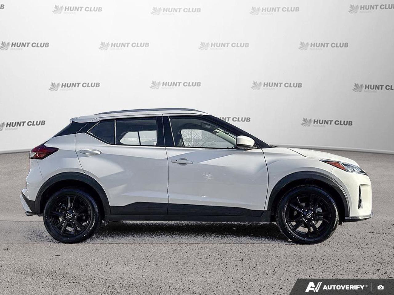 2024 Nissan Kicks SV Photo