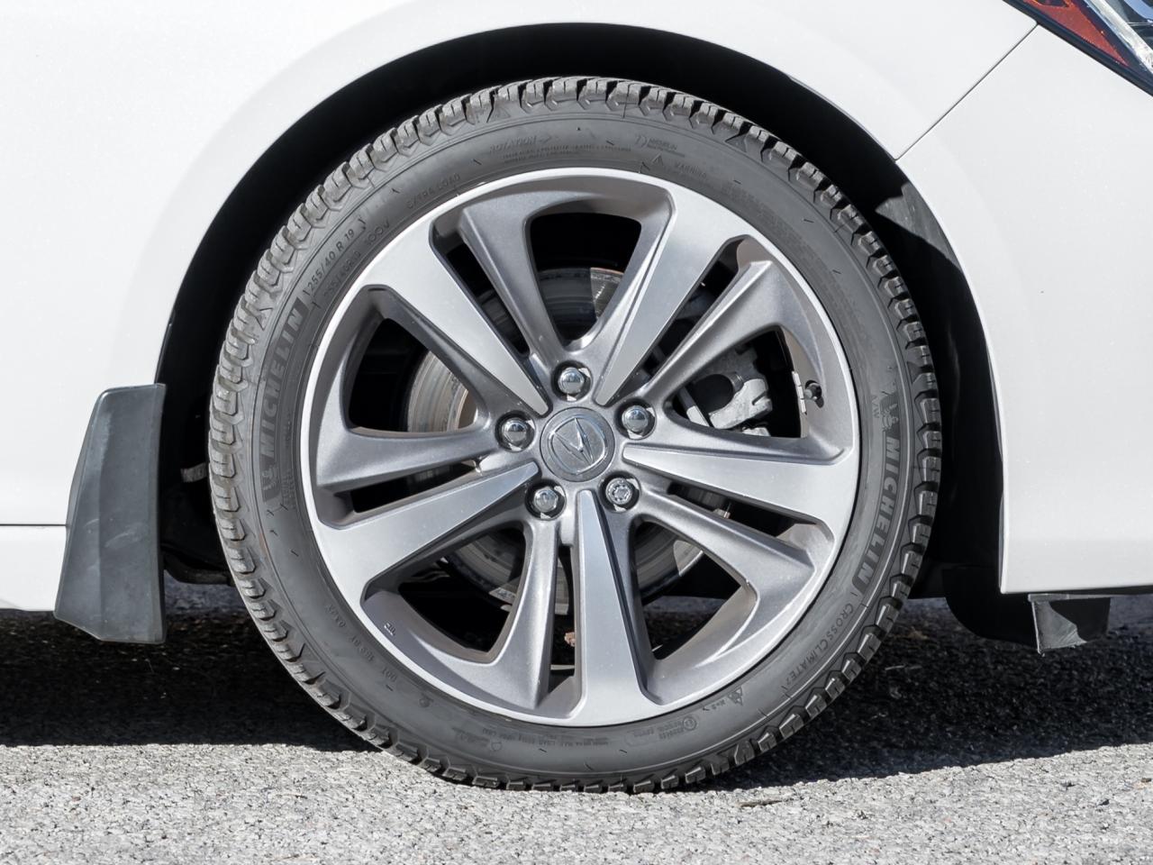 2021 Acura TLX Platinum Elite SH-AWD Sedan Photo