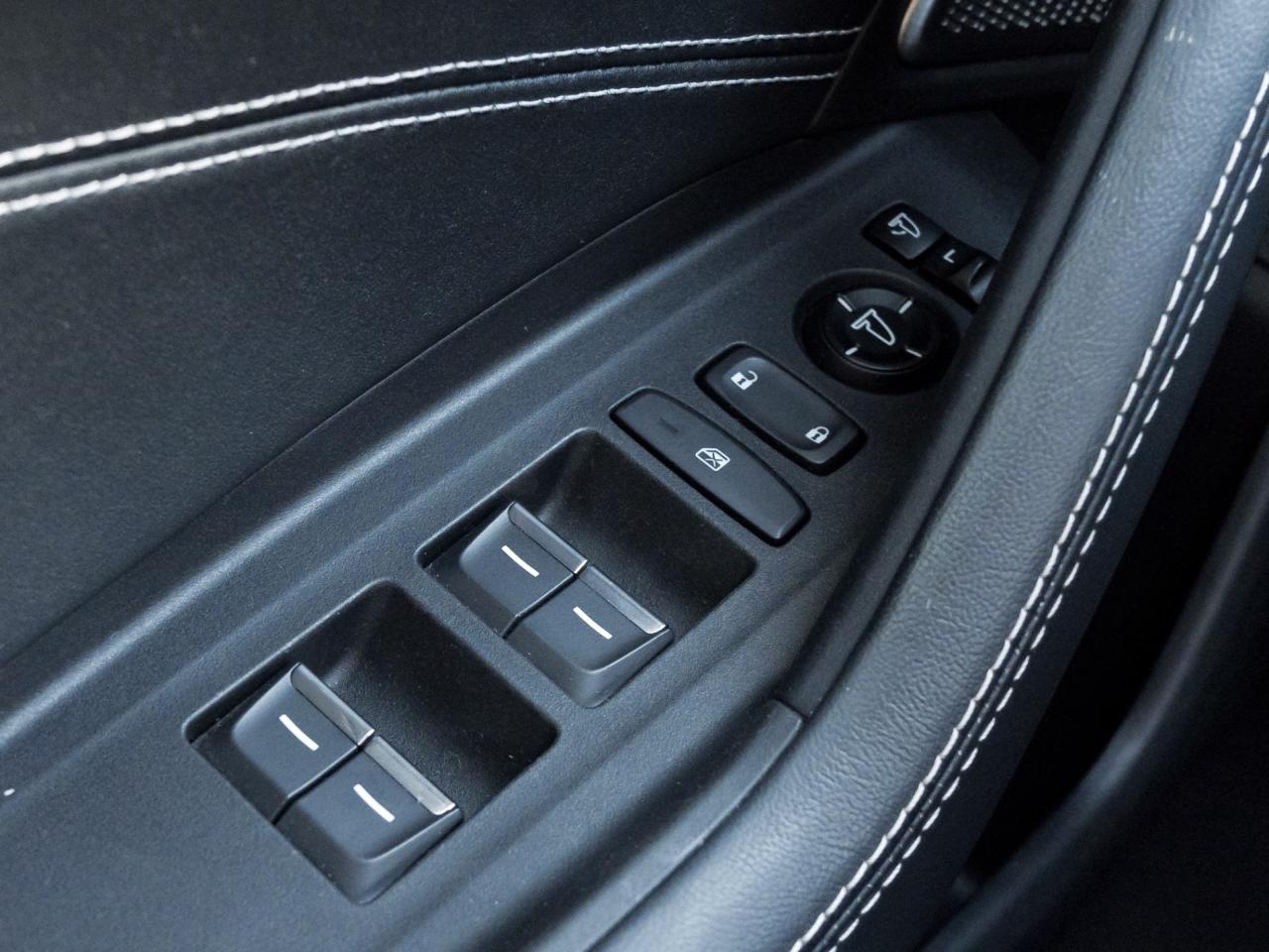 2021 Acura TLX Platinum Elite SH-AWD Sedan Photo