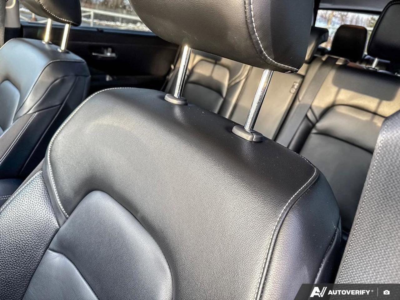 2023 Nissan Pathfinder SL Photo