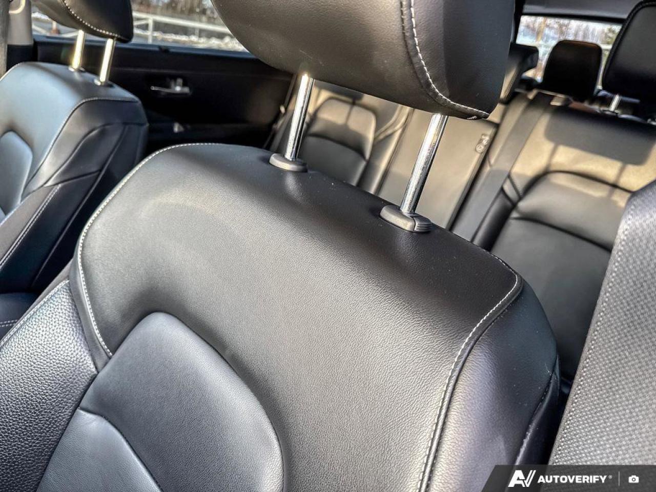 2023 Nissan Pathfinder SL Photo