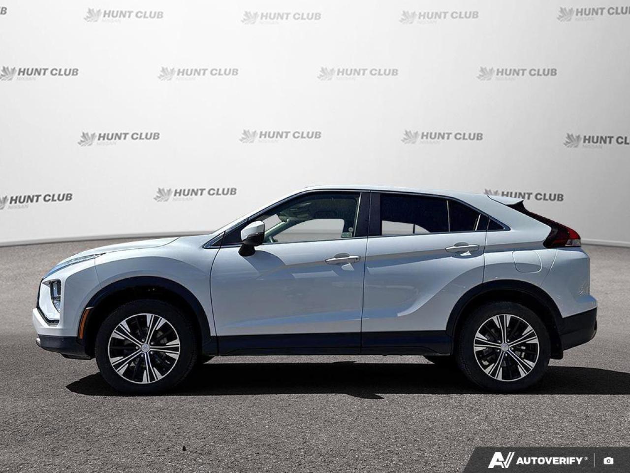 2022 Mitsubishi Eclipse Cross ES Photo