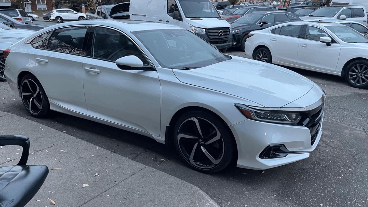 2022 Honda Accord Sport CVT Photo0