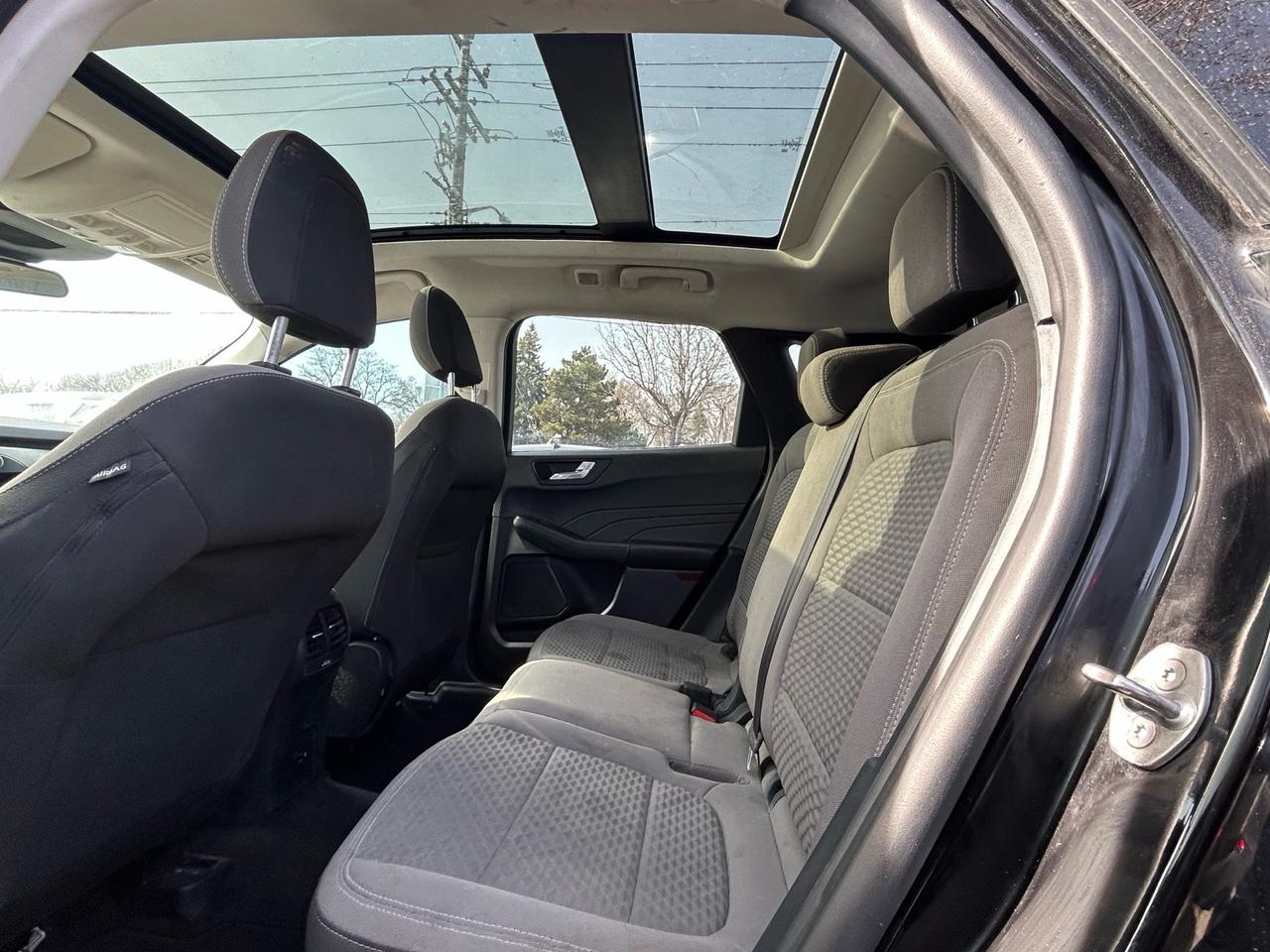 2021 Ford Escape SE FWD Photo