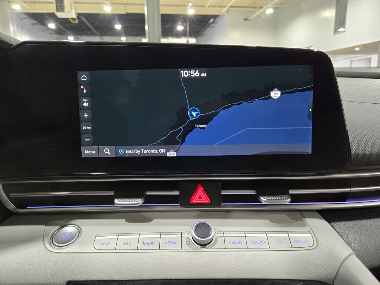 2023 Hyundai Elantra Luxury PKG No Accidents 2 Tone Leather & Sunroof R Photo