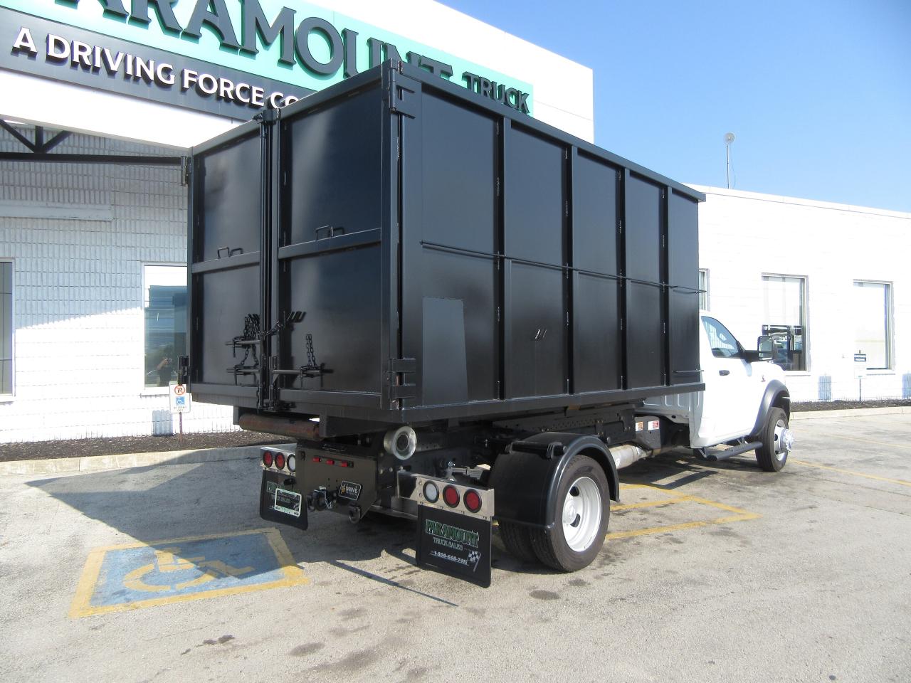 2024 RAM 5500 HD Chassis DIESEL REG CAB 4X4 NEW SWAPLOADER HOOK LIFT/BIN Photo