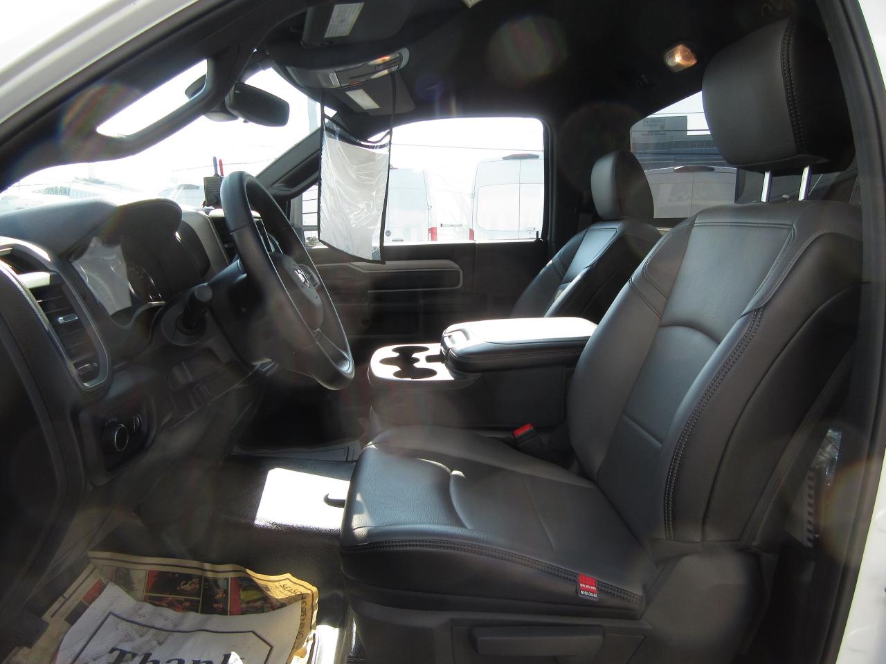 2024 RAM 5500 HD Chassis DIESEL REG CAB 4X4 NEW SWAPLOADER HOOK LIFT/BIN Photo