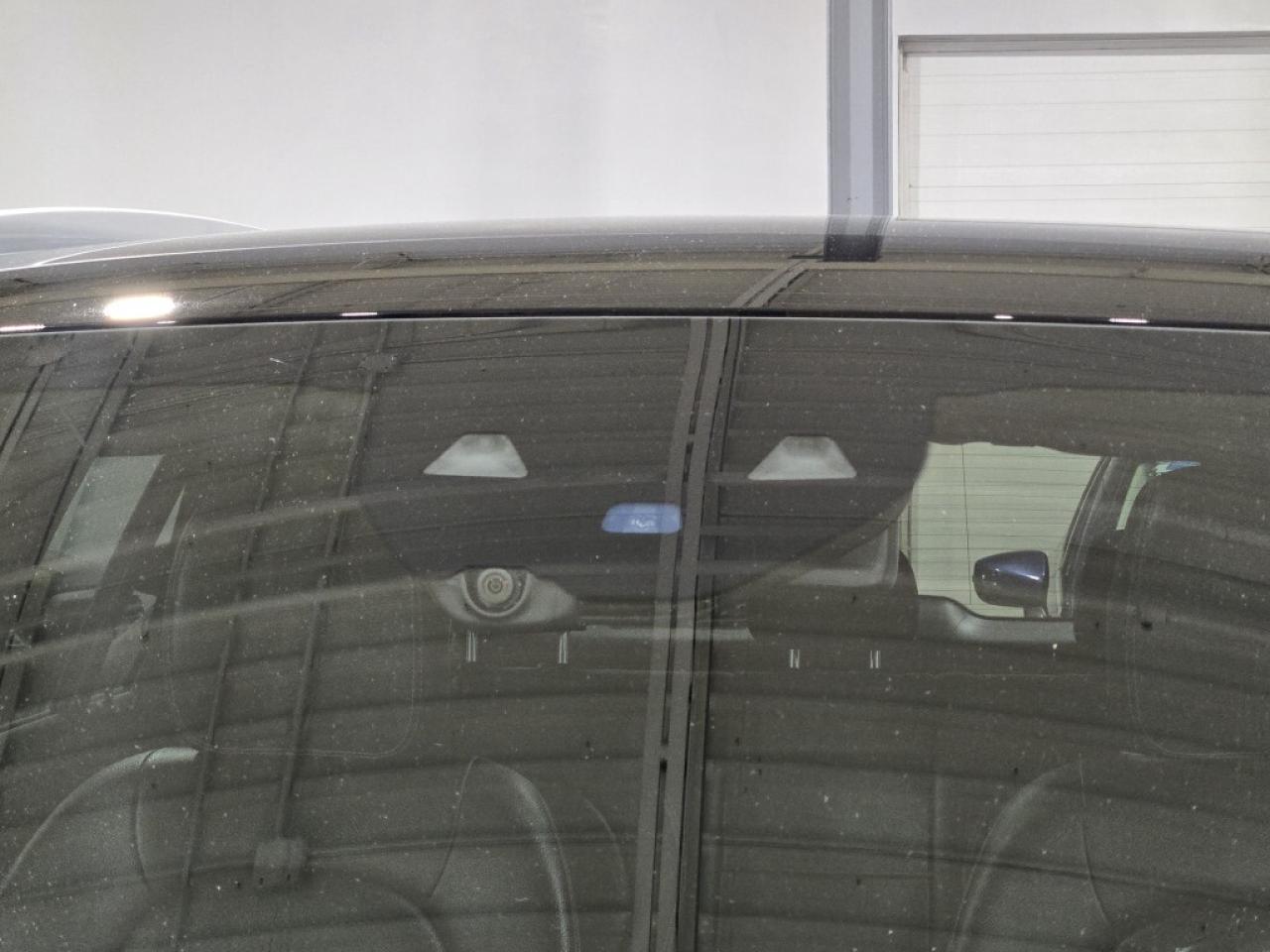 2021 Mercedes-Benz GLC-Class 300 4MATIC No Accidents AMG PKG 360 Cam Photo