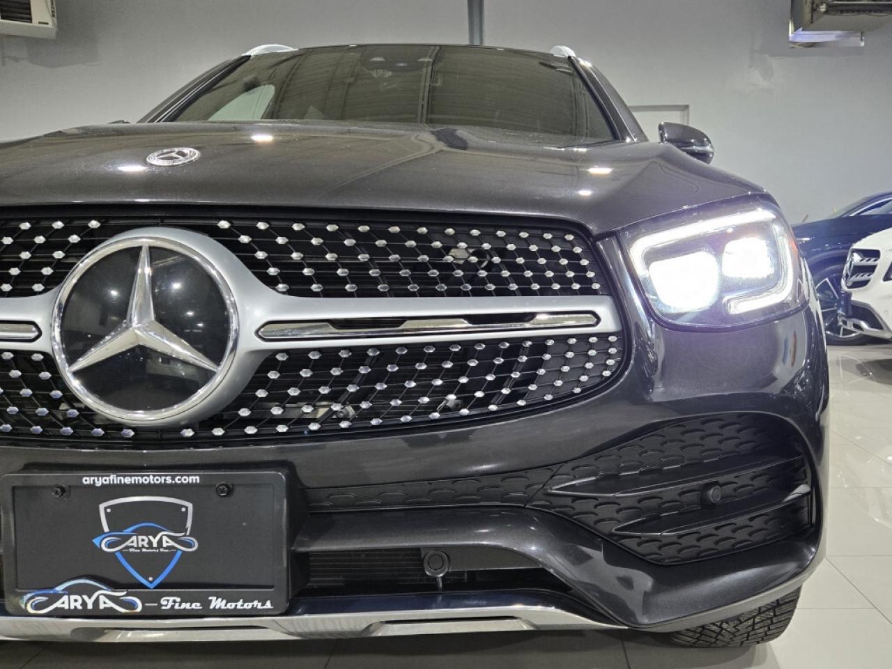 2021 Mercedes-Benz GLC-Class 300 4MATIC No Accidents AMG PKG 360 Cam Photo