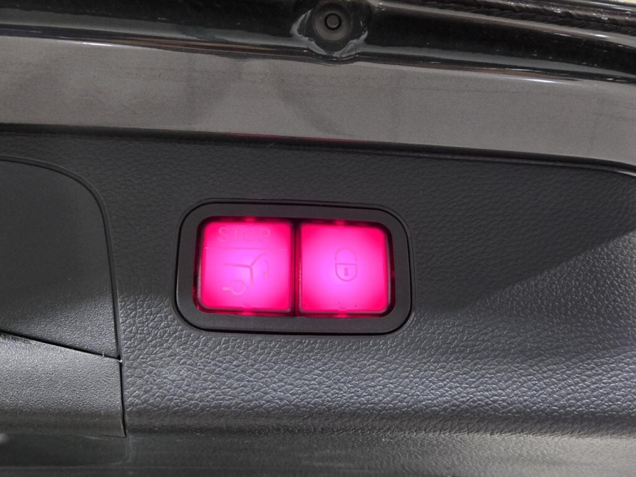 2021 Mercedes-Benz GLC-Class 300 4MATIC No Accidents AMG PKG 360 Cam Photo