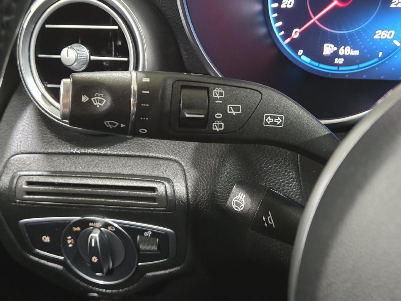 2021 Mercedes-Benz GLC-Class 300 4MATIC No Accidents AMG PKG 360 Cam Photo