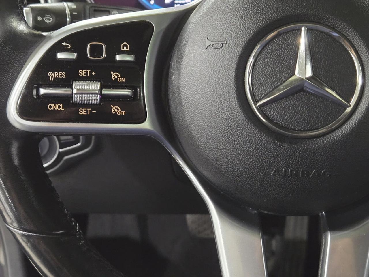 2021 Mercedes-Benz GLC-Class 300 4MATIC No Accidents AMG PKG 360 Cam Photo