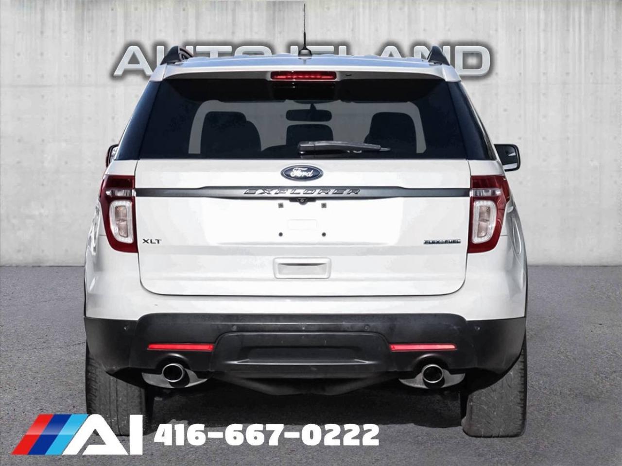 2015 Ford Explorer FWD XLT Photo