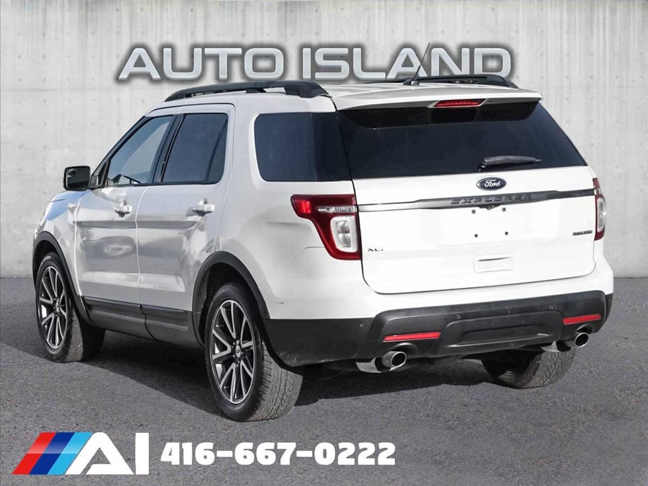 2015 Ford Explorer FWD XLT Photo4