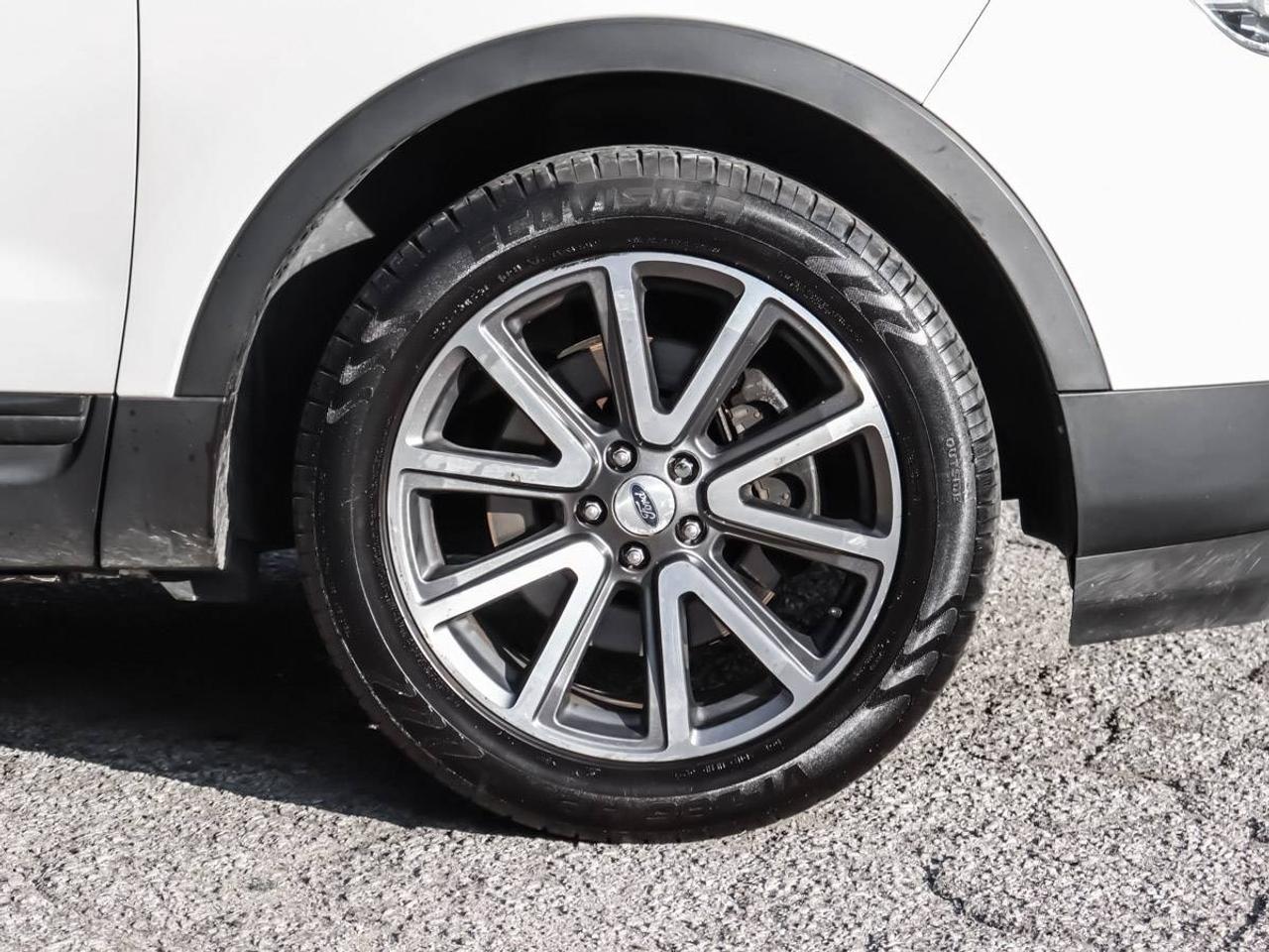 2015 Ford Explorer FWD XLT Photo