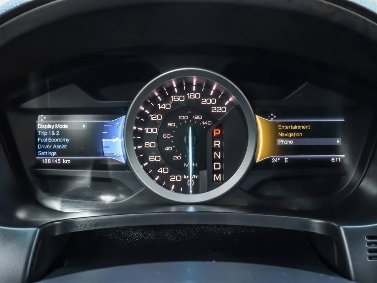 2015 Ford Explorer FWD XLT Photo