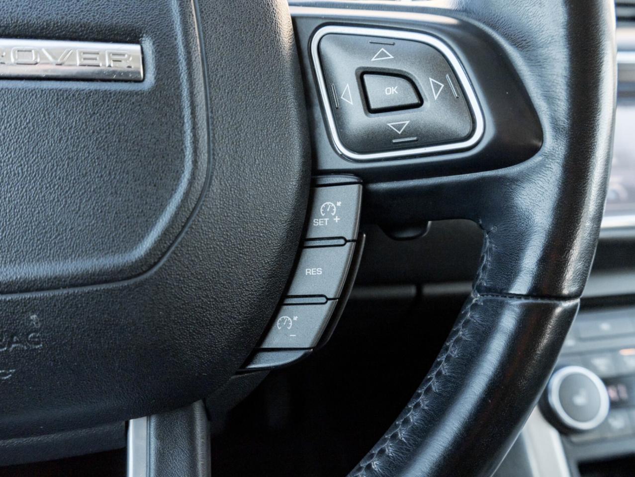 2012 Land Rover Range Rover Evoque 5dr HB Prestige Premium Photo