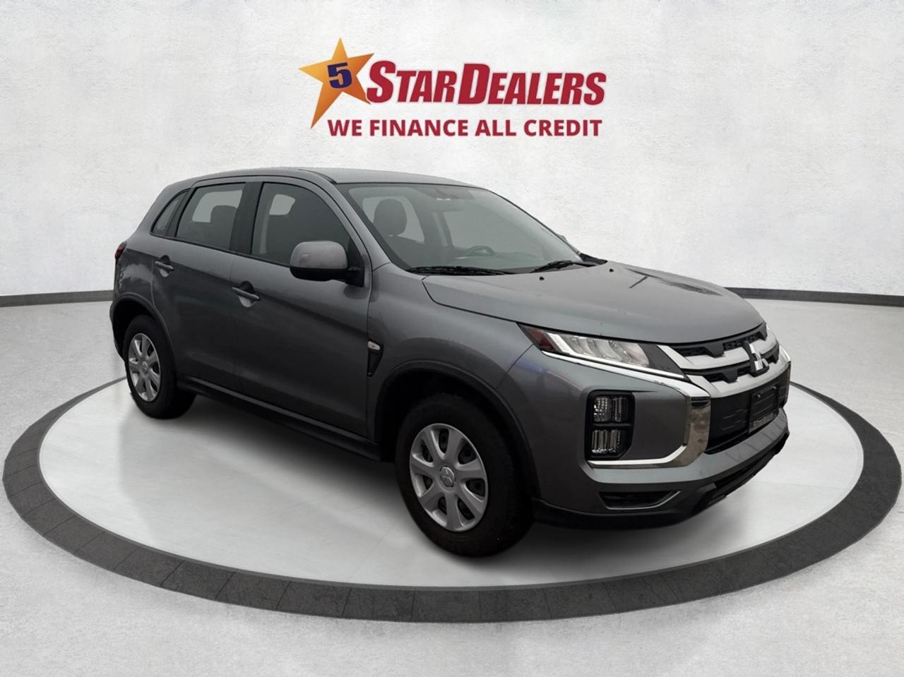 2024 Mitsubishi RVR AWD HEATED SEATS MINT WE FINANCE ALL CREDIT! Photo