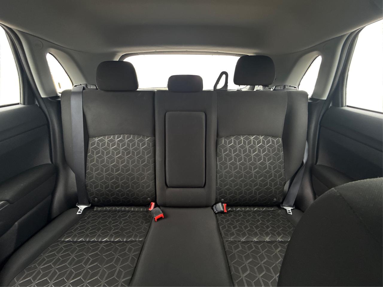 2024 Mitsubishi RVR AWD HEATED SEATS MINT WE FINANCE ALL CREDIT! Photo