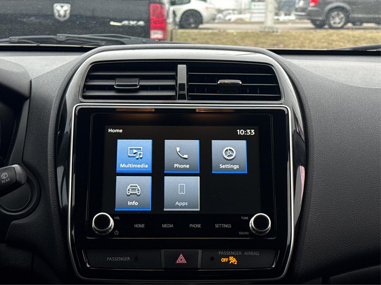 2024 Mitsubishi RVR AWD HEATED SEATS MINT WE FINANCE ALL CREDIT! Photo