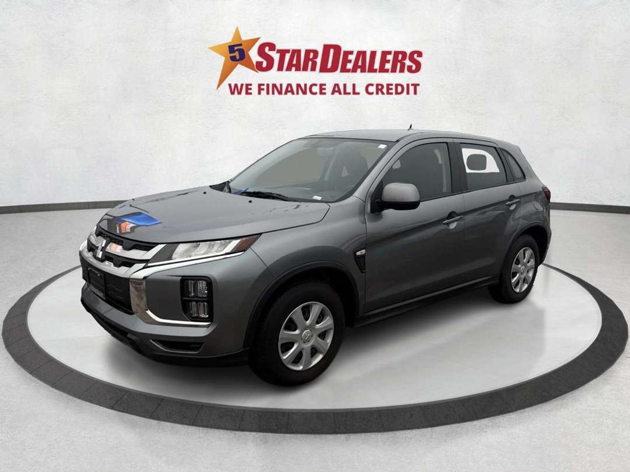 2024 Mitsubishi RVR AWD HEATED SEATS MINT WE FINANCE ALL CREDIT! Photo2